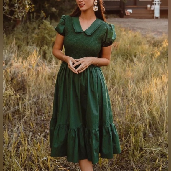 Ivy City Co Dresses & Skirts - IVY CITY Addie Dress in Green Size 3X Elegant Green Dress